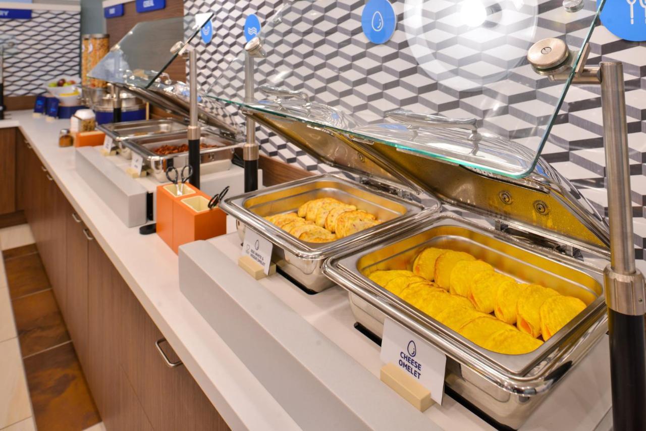 Holiday Inn Express - Starke By Ihg Buitenkant foto