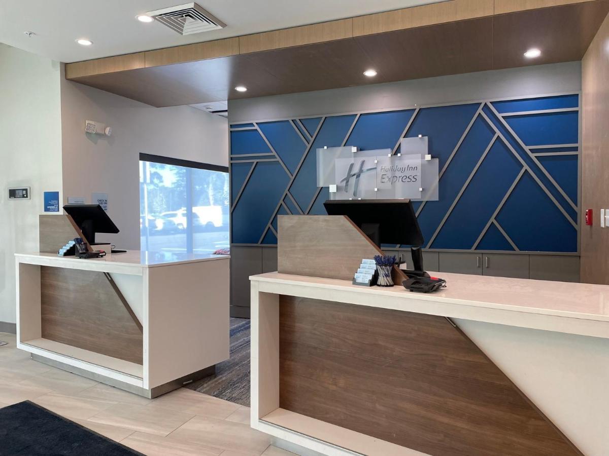 Holiday Inn Express - Starke By Ihg Buitenkant foto