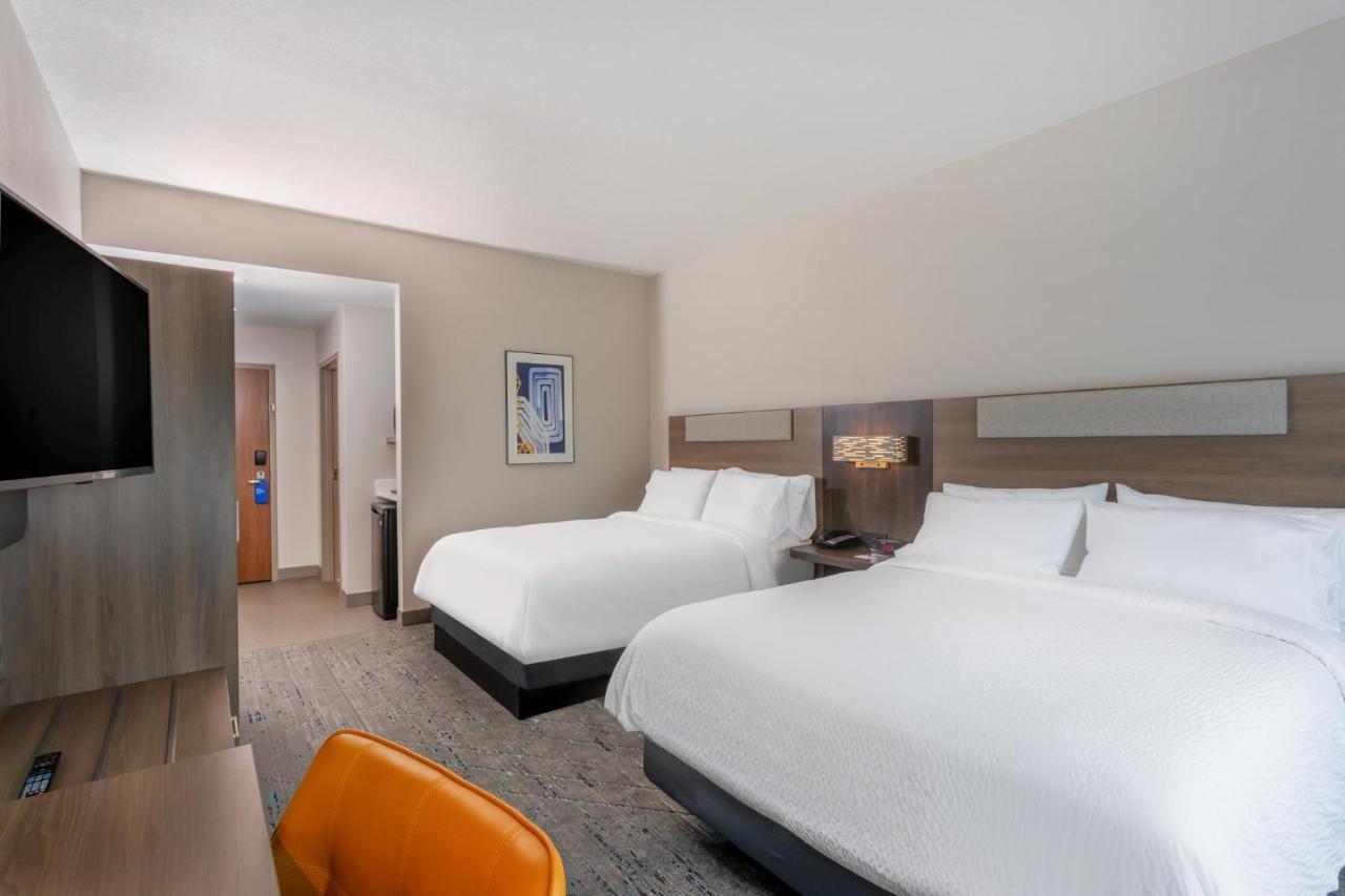 Holiday Inn Express - Starke By Ihg Buitenkant foto