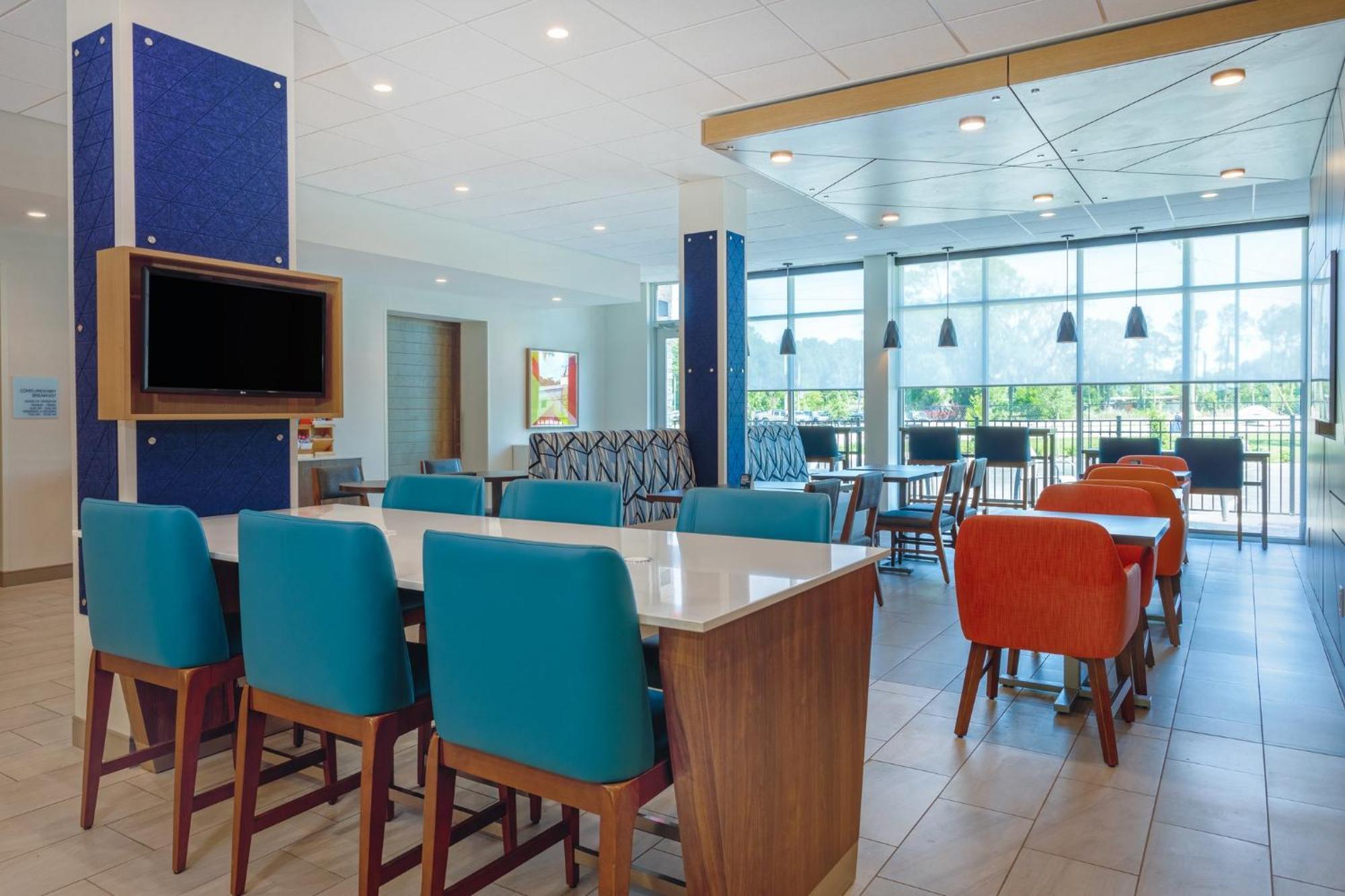 Holiday Inn Express - Starke By Ihg Buitenkant foto